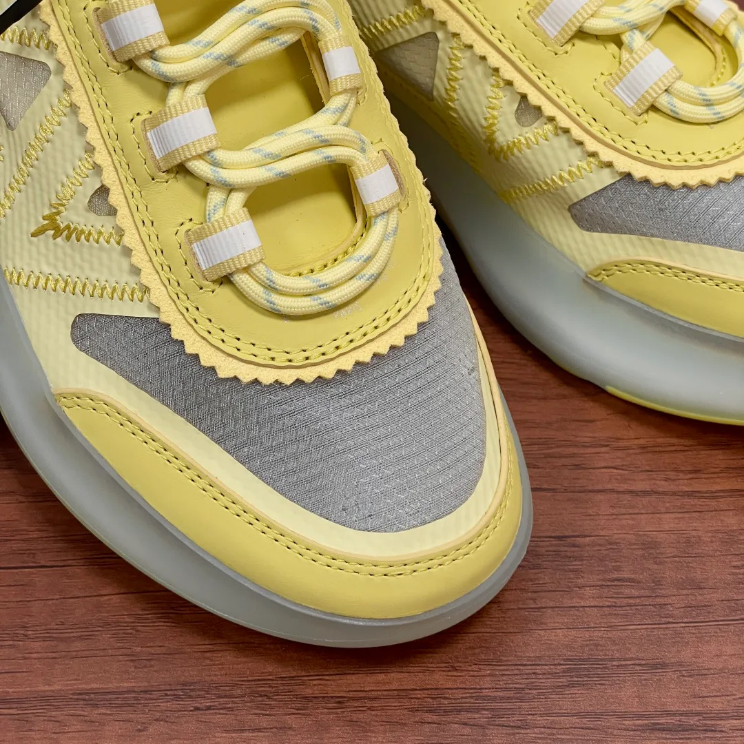Women's Sneakers LOUIS VUITTON 17542555