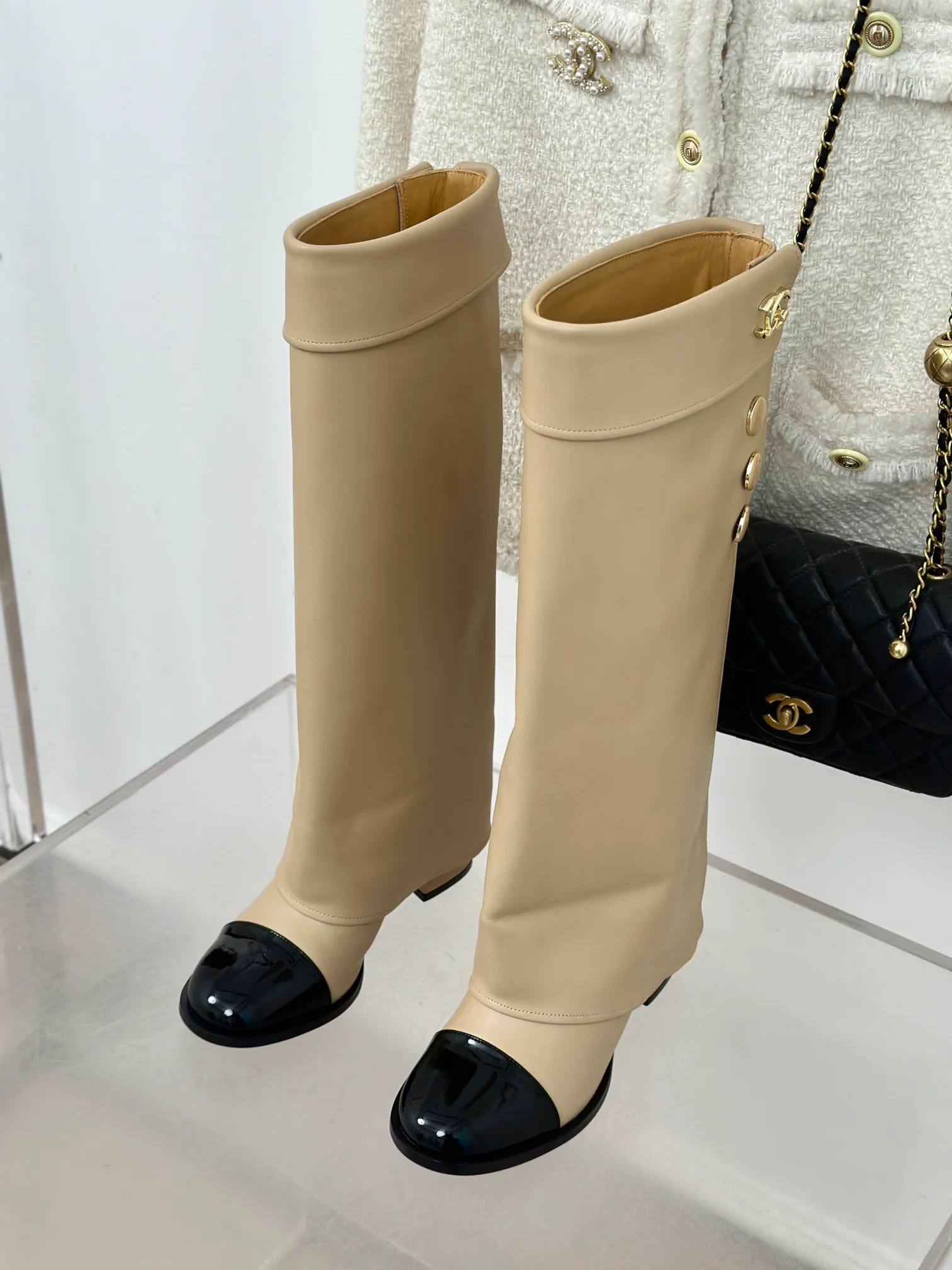 Women's Boots CHANEL 18154386