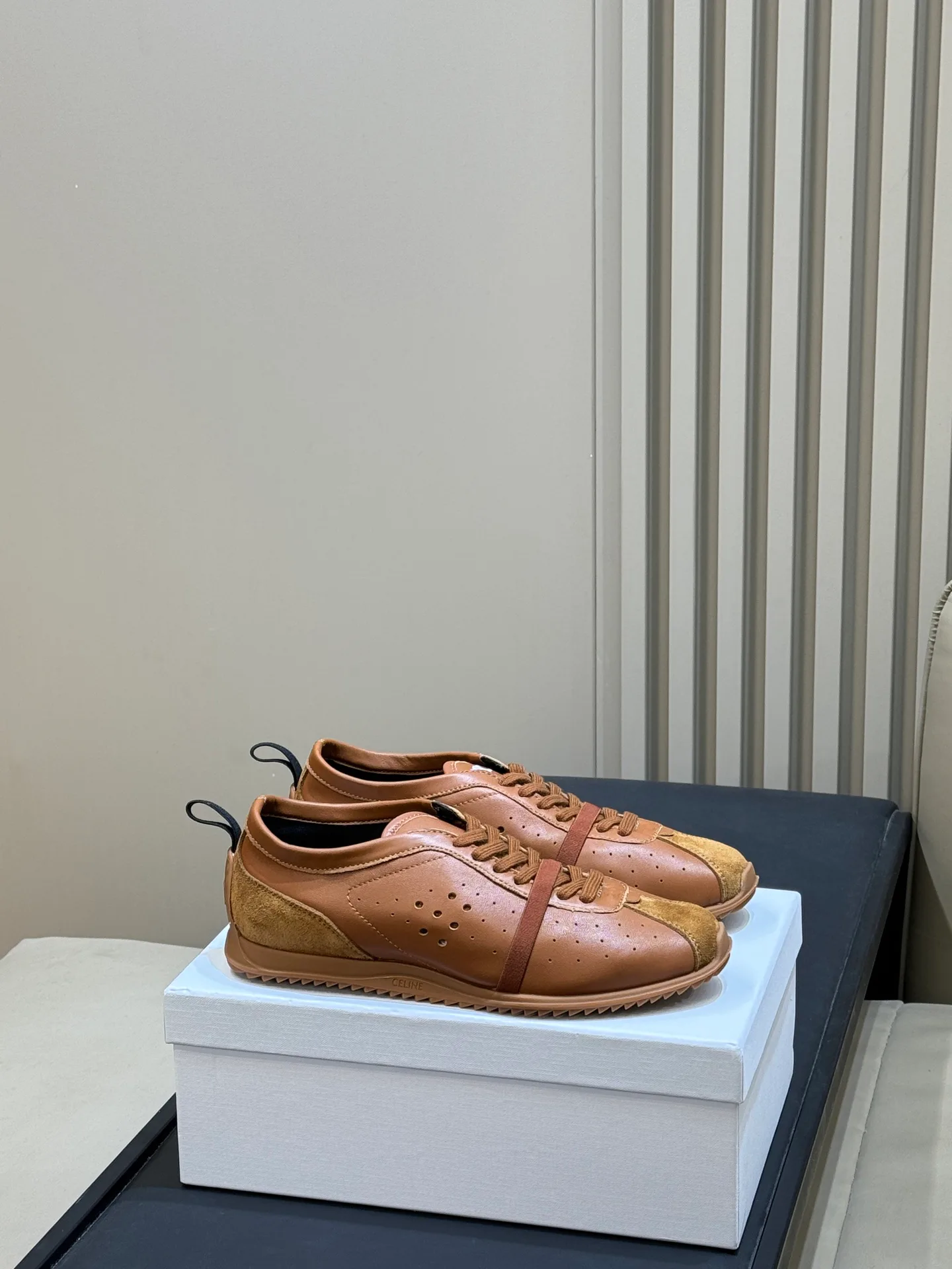 Women's Sneakers CELINE 18073020