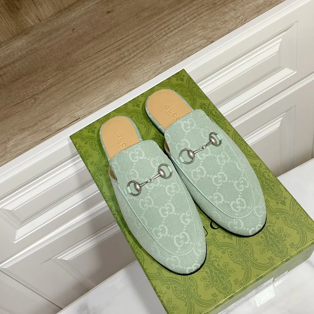 Women's Mules And Clogs GUCCI 17570570