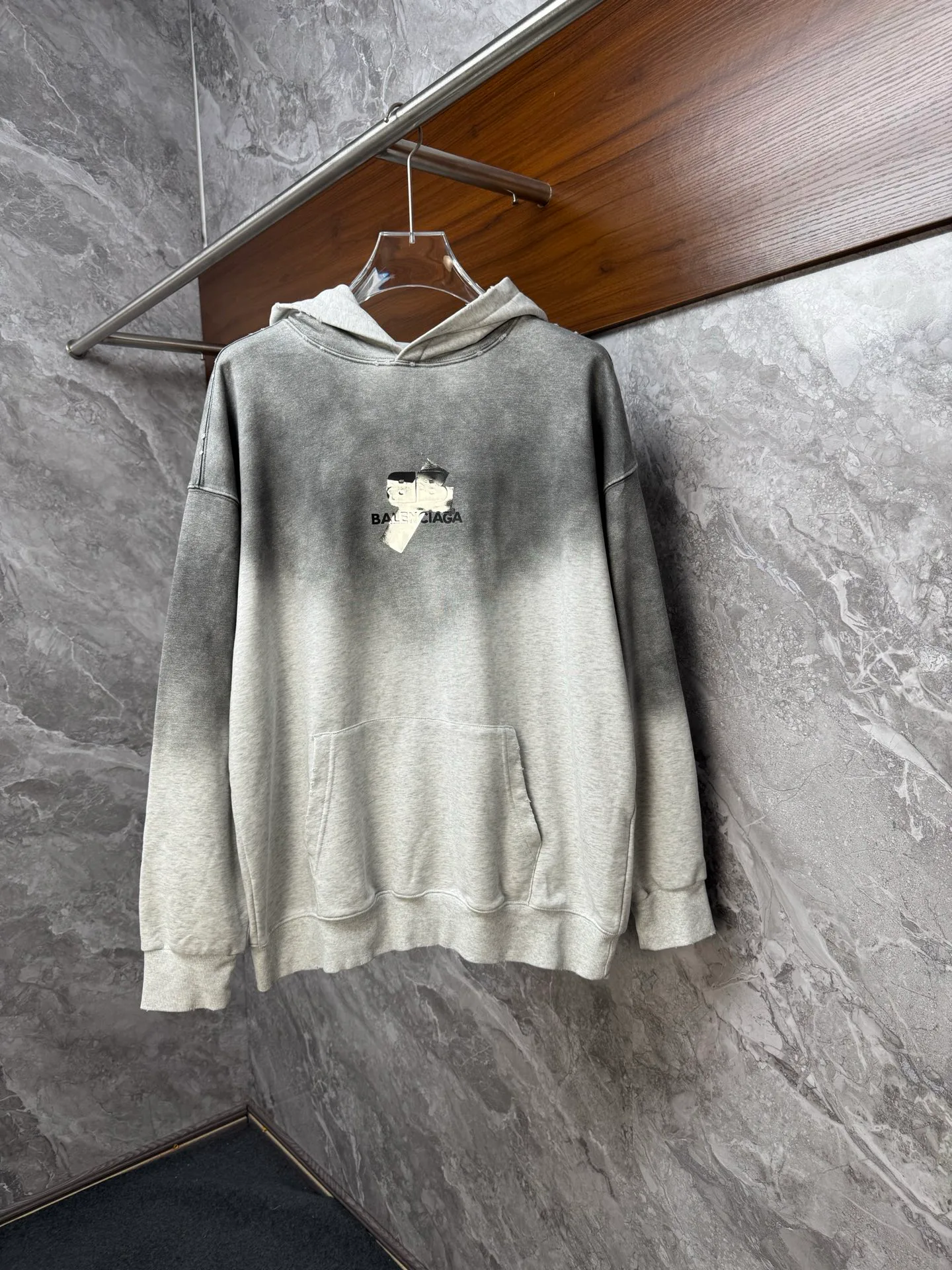 Women's Sweatshirts And Hoodies BALENCIAGA 18182347