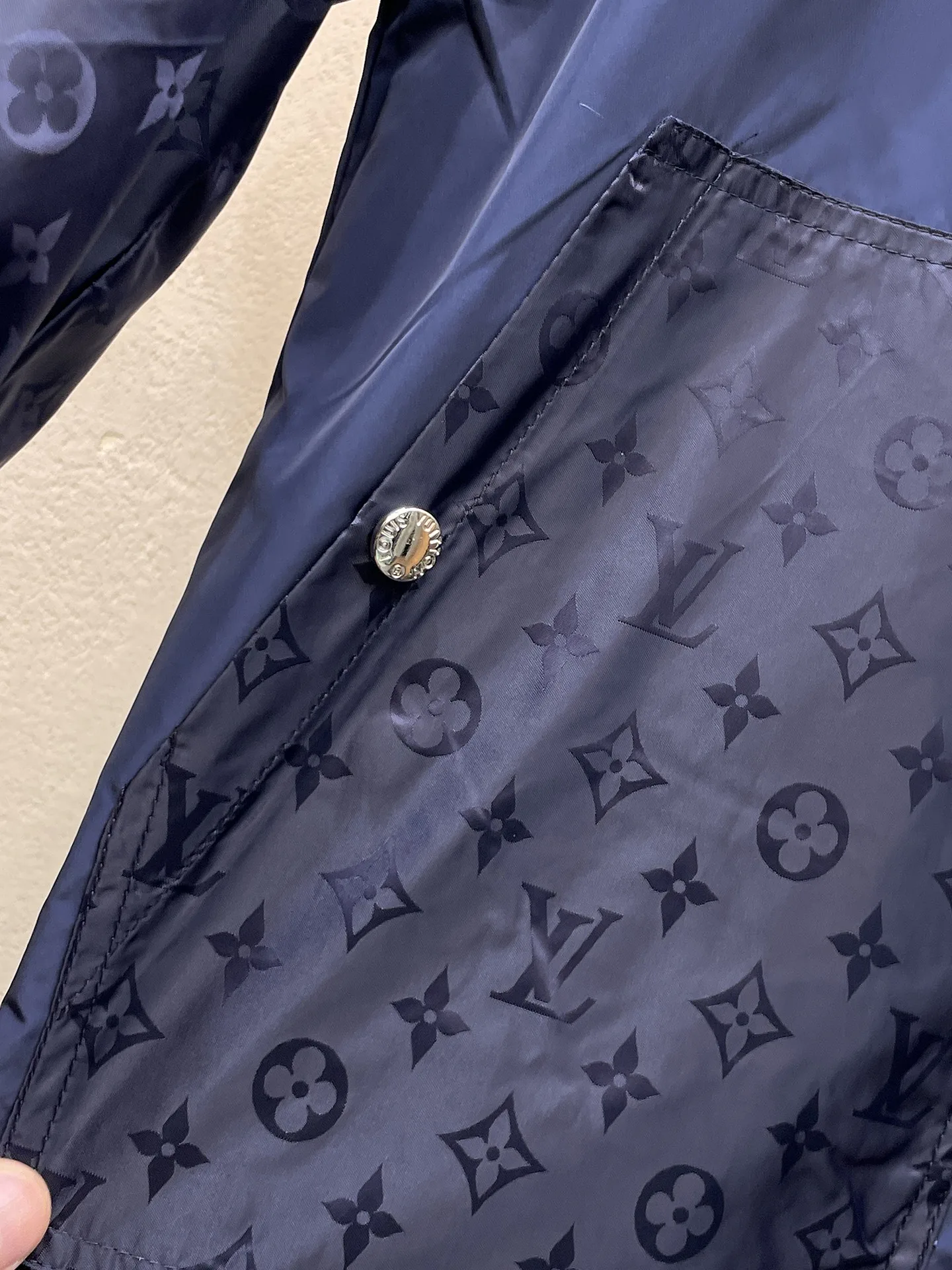 Men's Jackets And Down Jackets LOUIS VUITTON 17966719