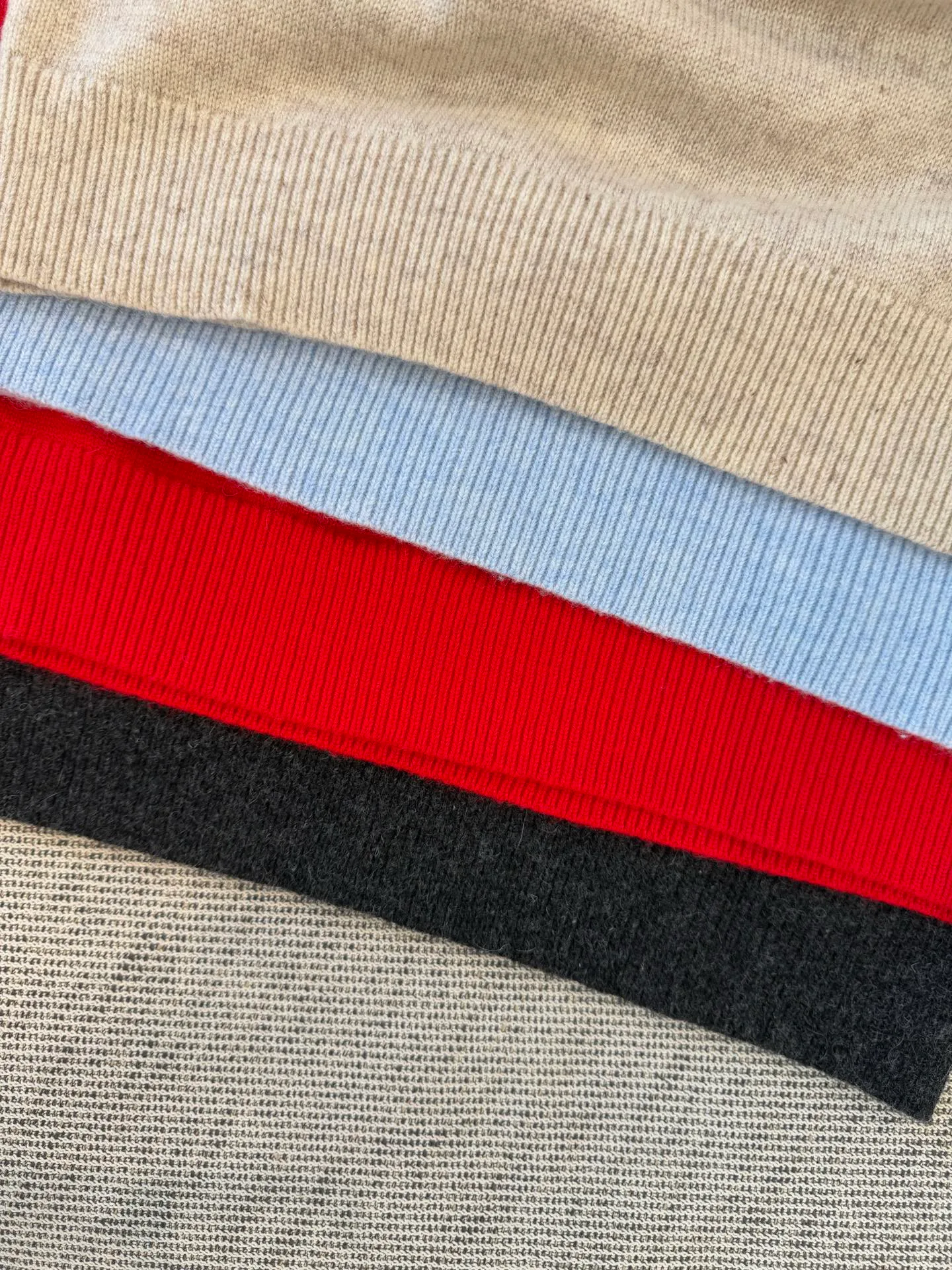 Women's Jumpers And Sweaters LOEWE 18264425