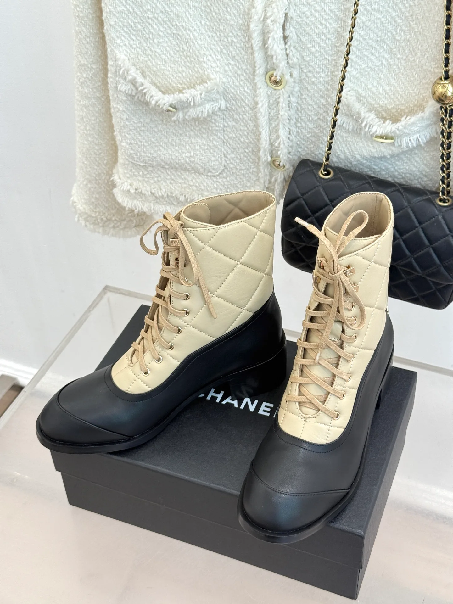 Women's Ankle Boots CHANEL 17831306