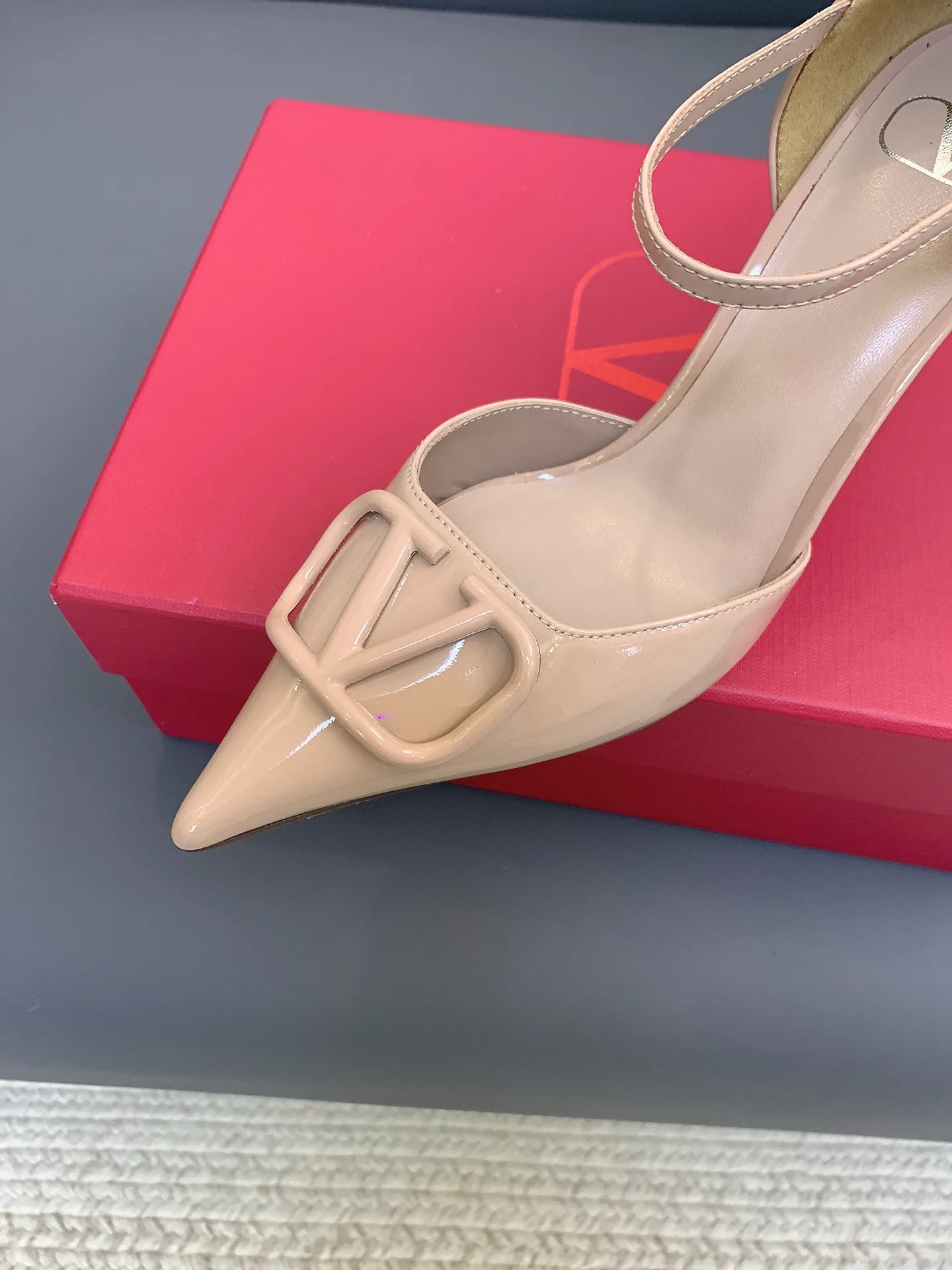 Women's Heels VALENTINO 17656642