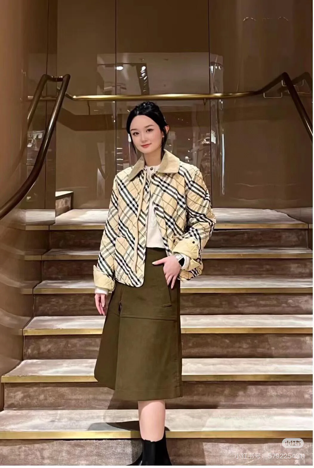 Women's Jackets And Down Jackets BURBERRY 17802084
