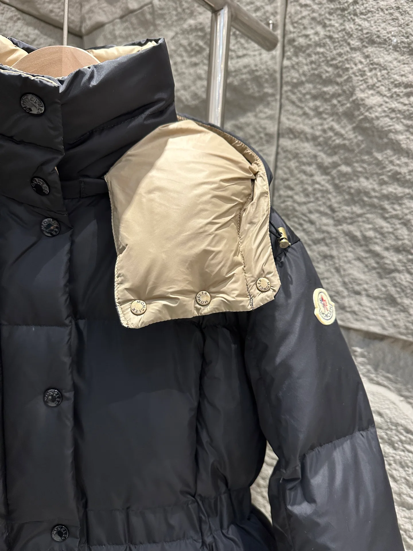 Куртки И Пуховики Женские Moncler 18609633