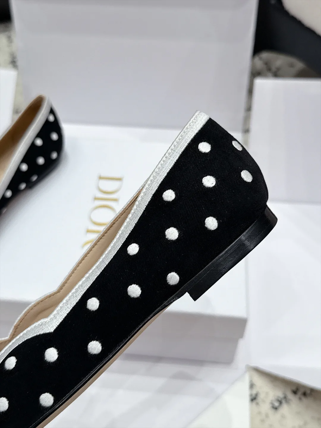 Women's Ballet Flats CHRISTIAN DIOR 18124856