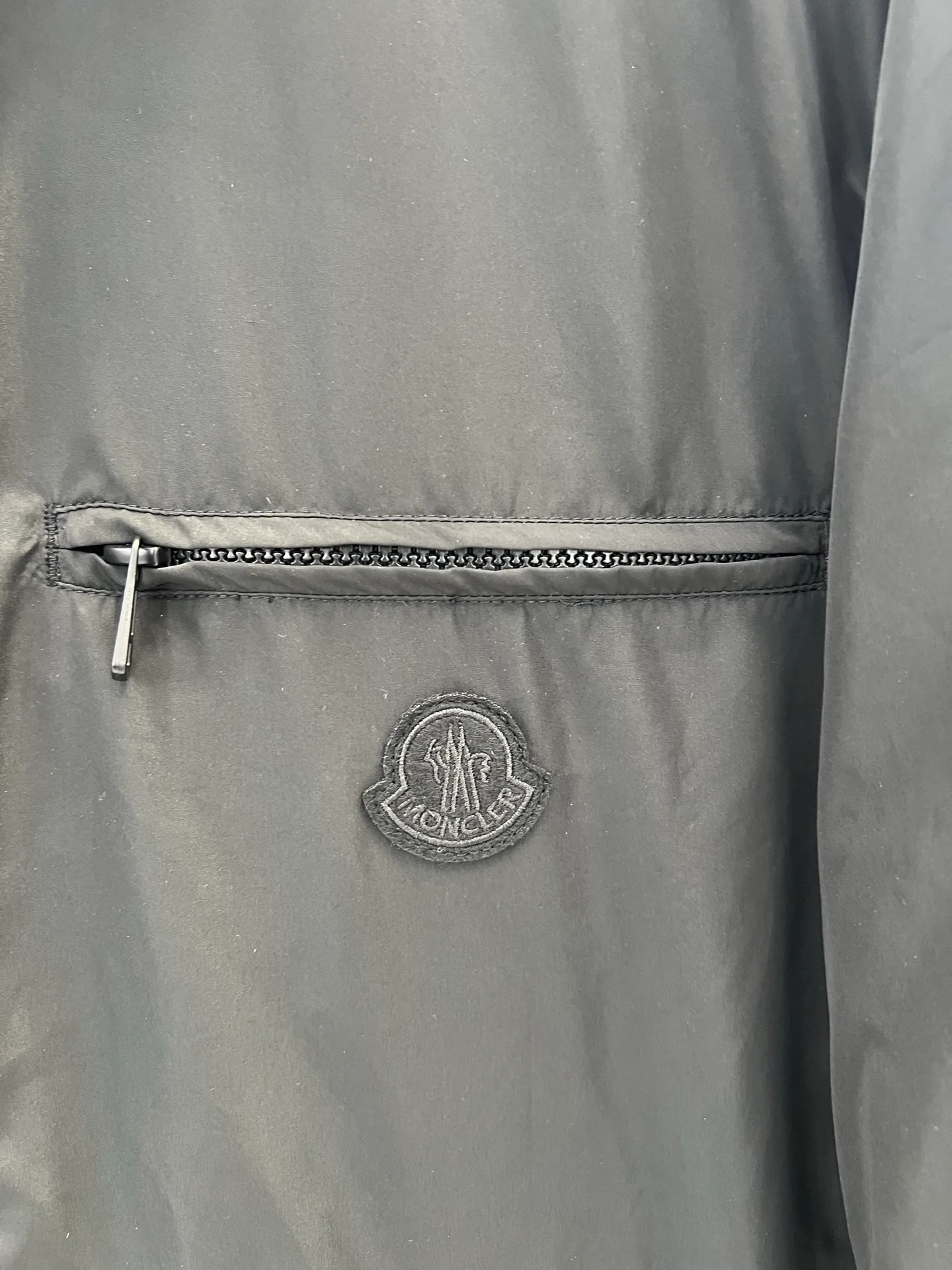 Men's Jackets And Down Jackets MONCLER 18330397