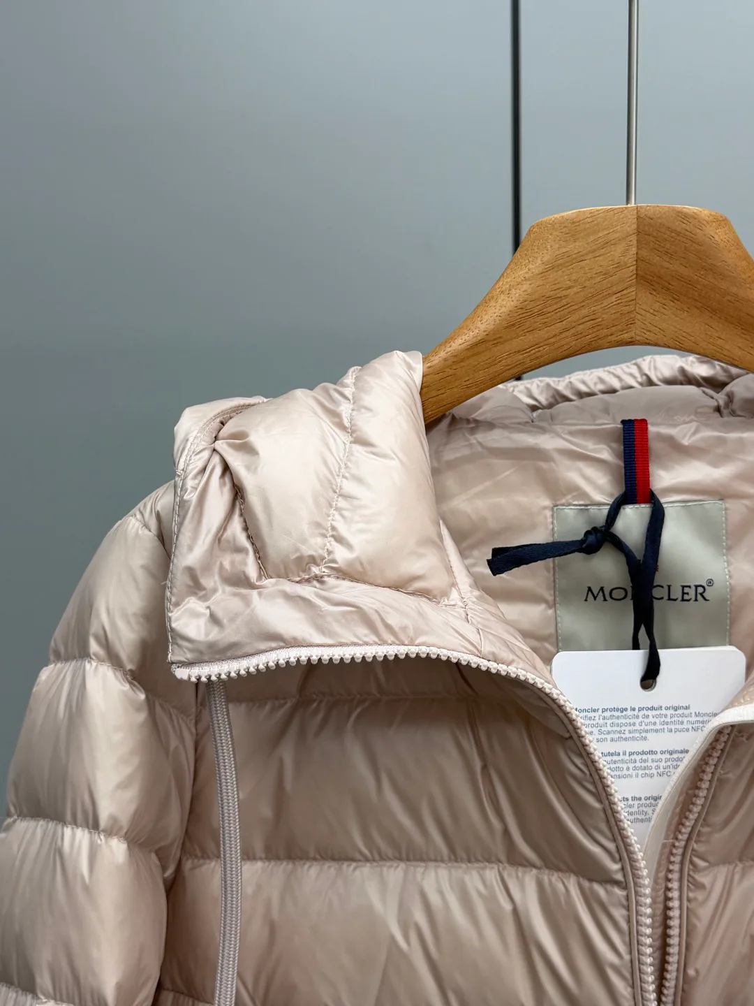 Куртки И Пуховики Мужские Moncler 18684566