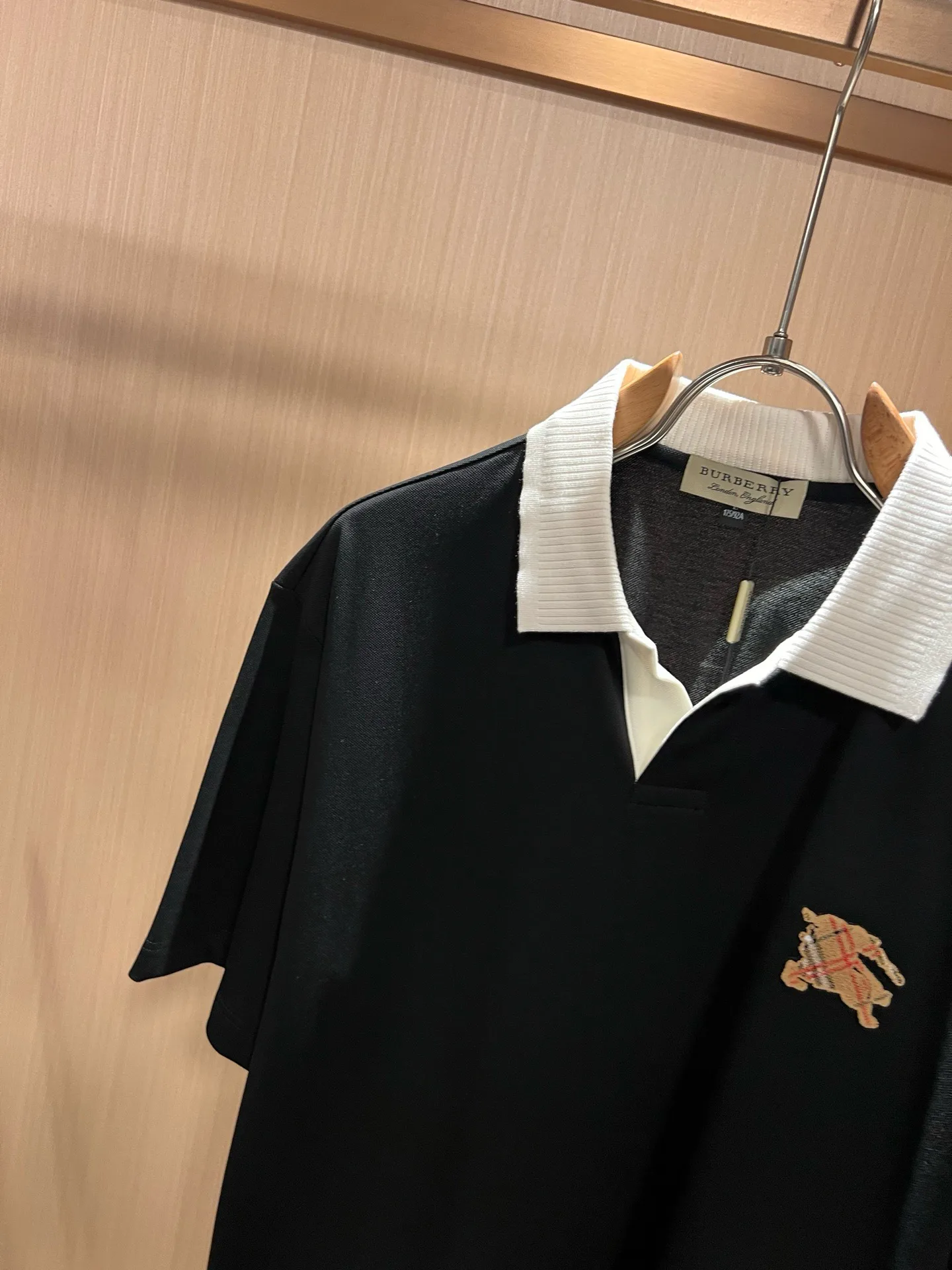 Men's Shirts BURBERRY 18243926