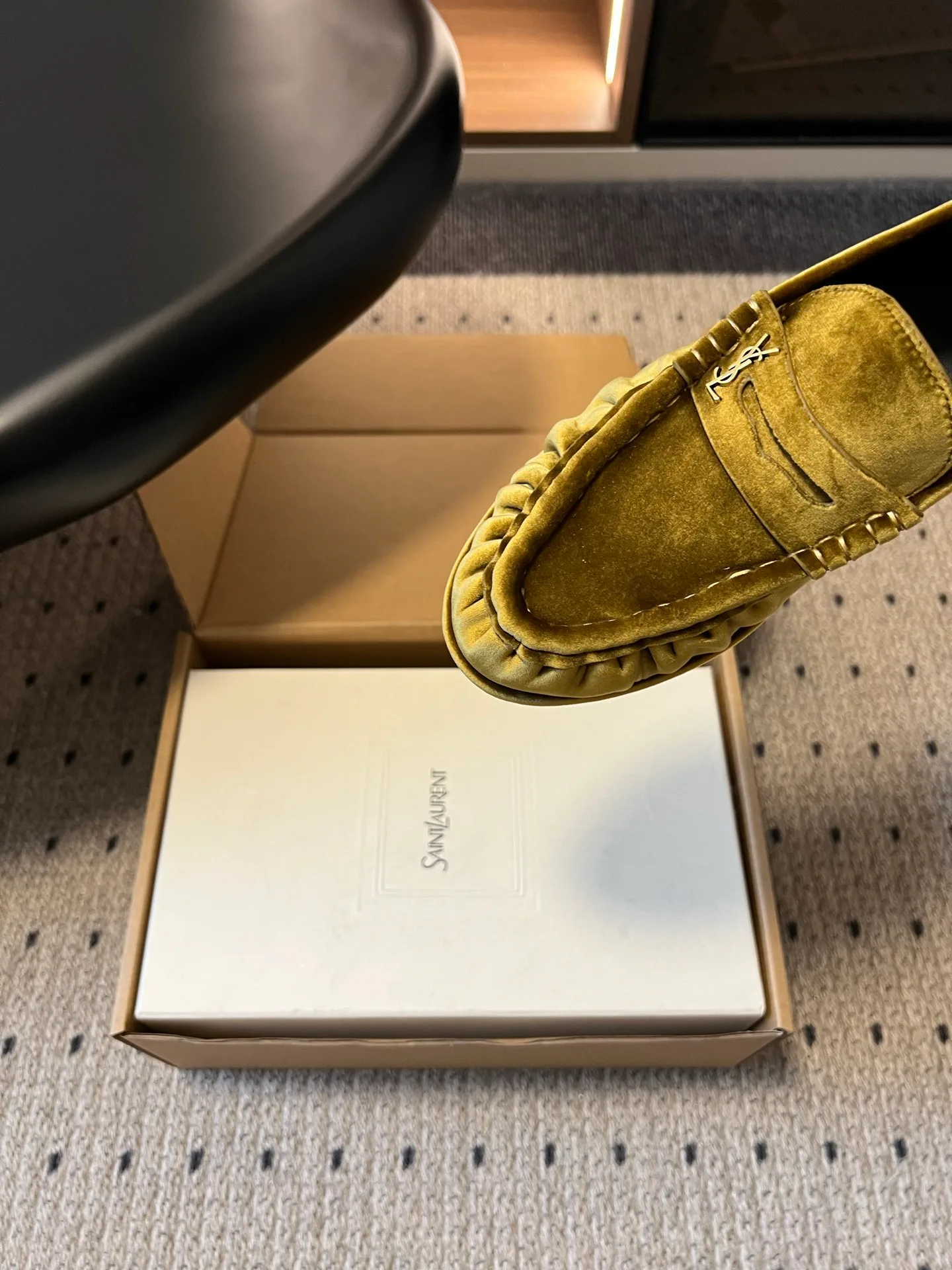 Women's Loafers And Moccasins SAINT LAURENT 17871807