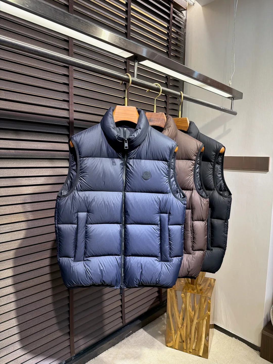 Men's Vests MONCLER 18261686