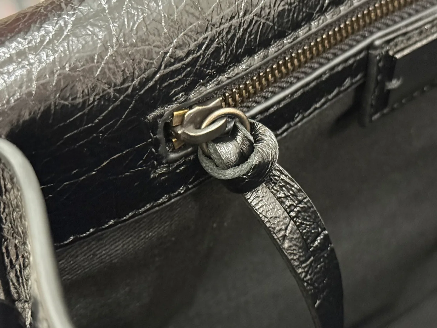 Классические Сумки Женские Balenciaga 18608625