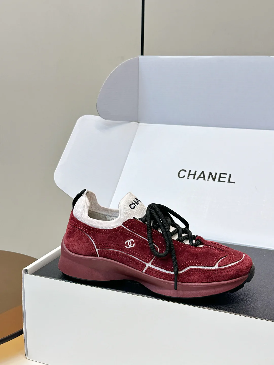Women's Sneakers CHANEL 16868809
