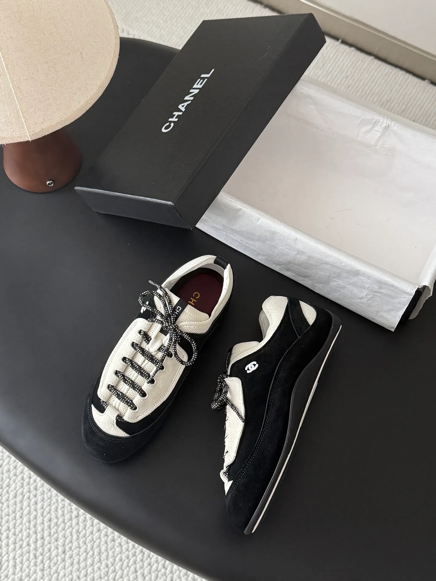 Women's Sneakers CHANEL 17360580