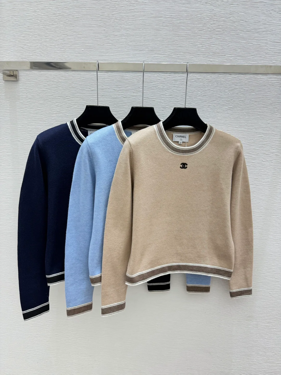 Women's Jumpers And Sweaters CHANEL 18028241