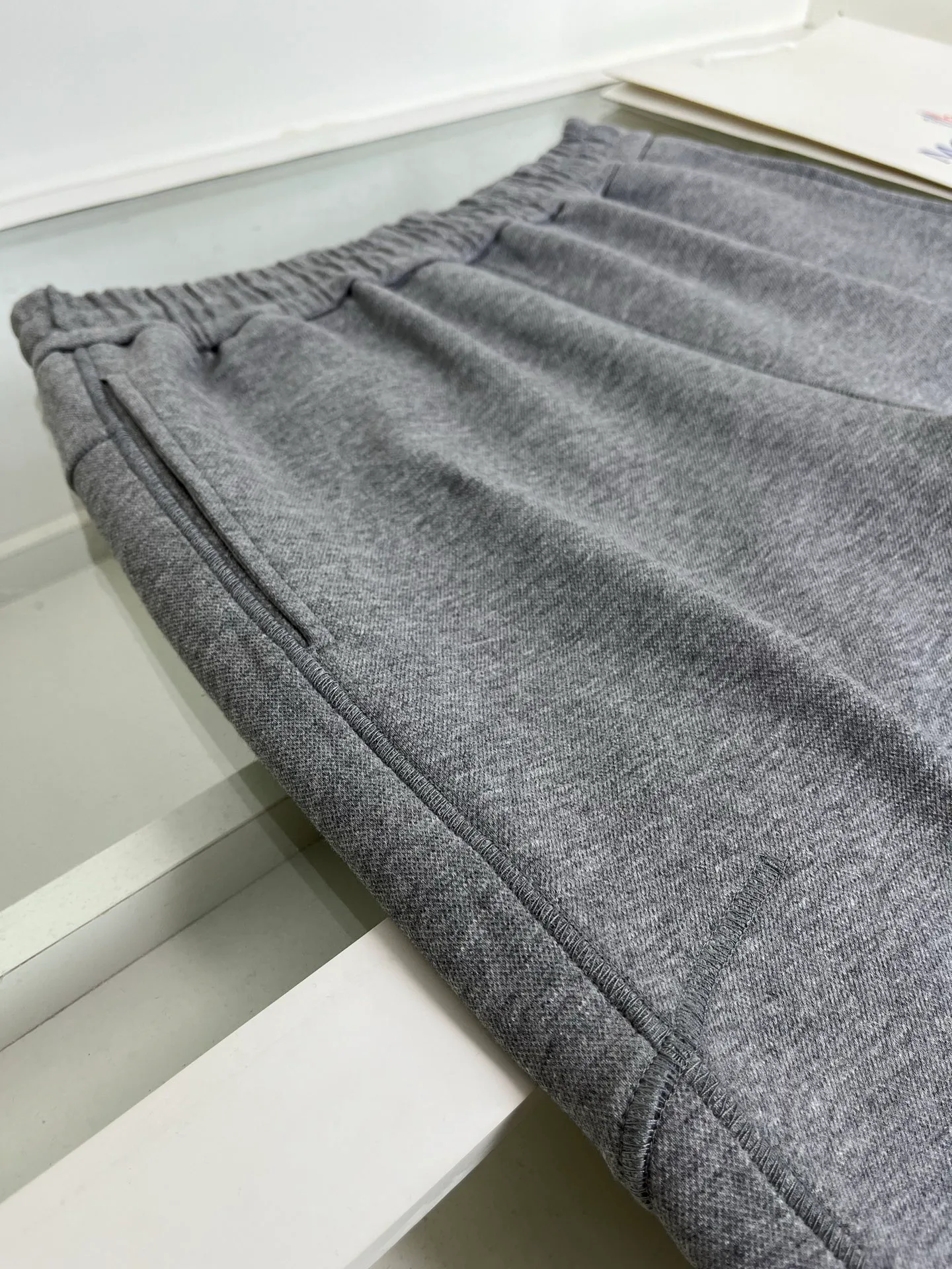 Men's Trousers MONCLER 17951677