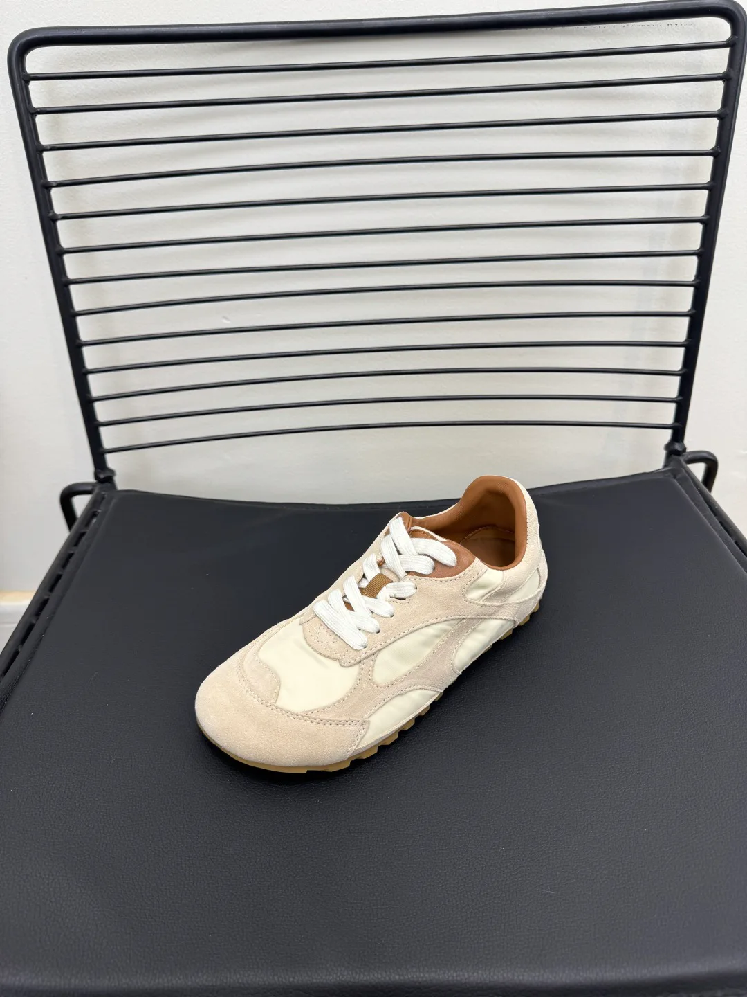 Women's Sneakers BOTTEGA VENETA 18367005