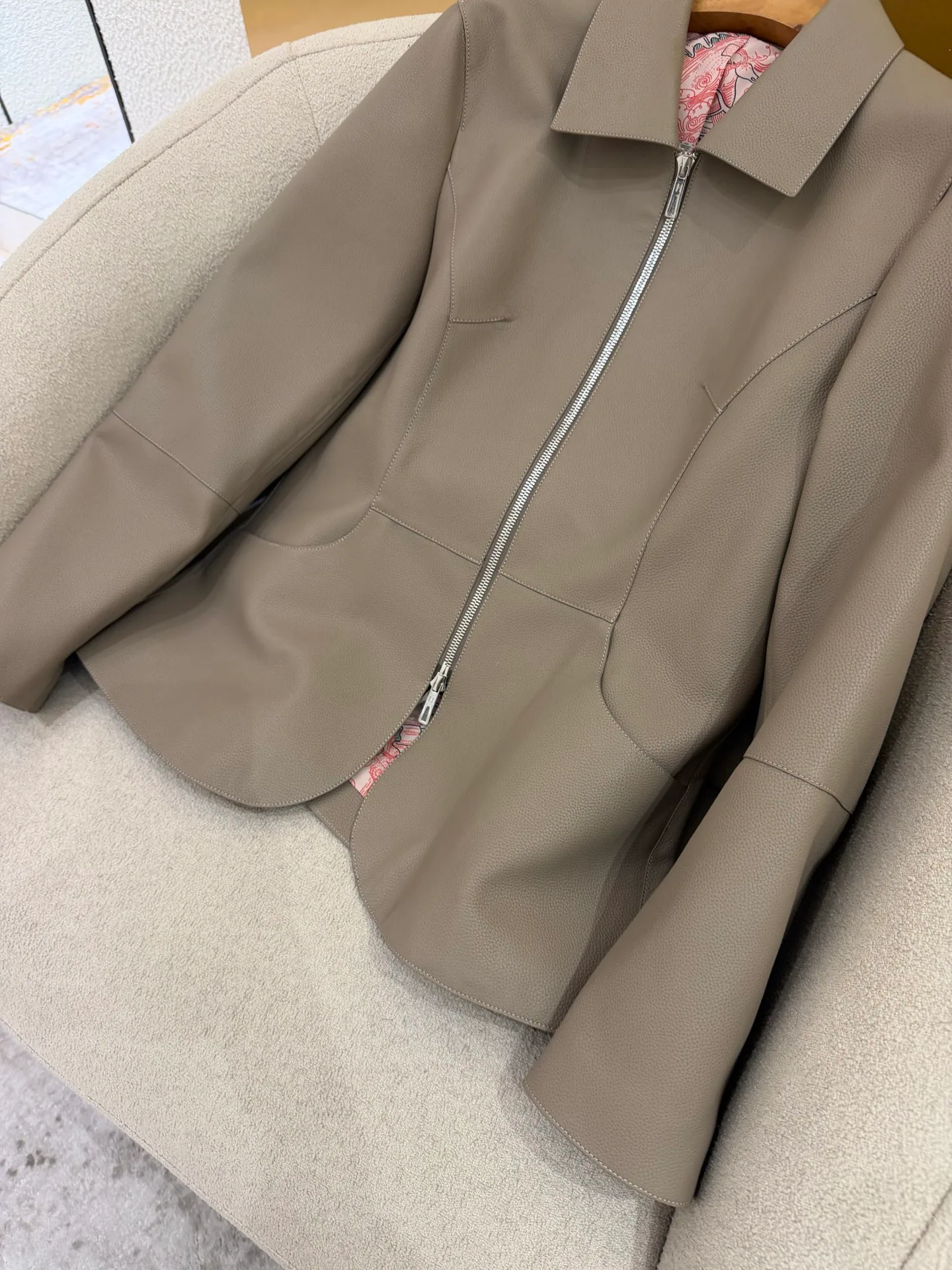 Women's Leather Jackets And Sheepskin Coats HERMES 17959242