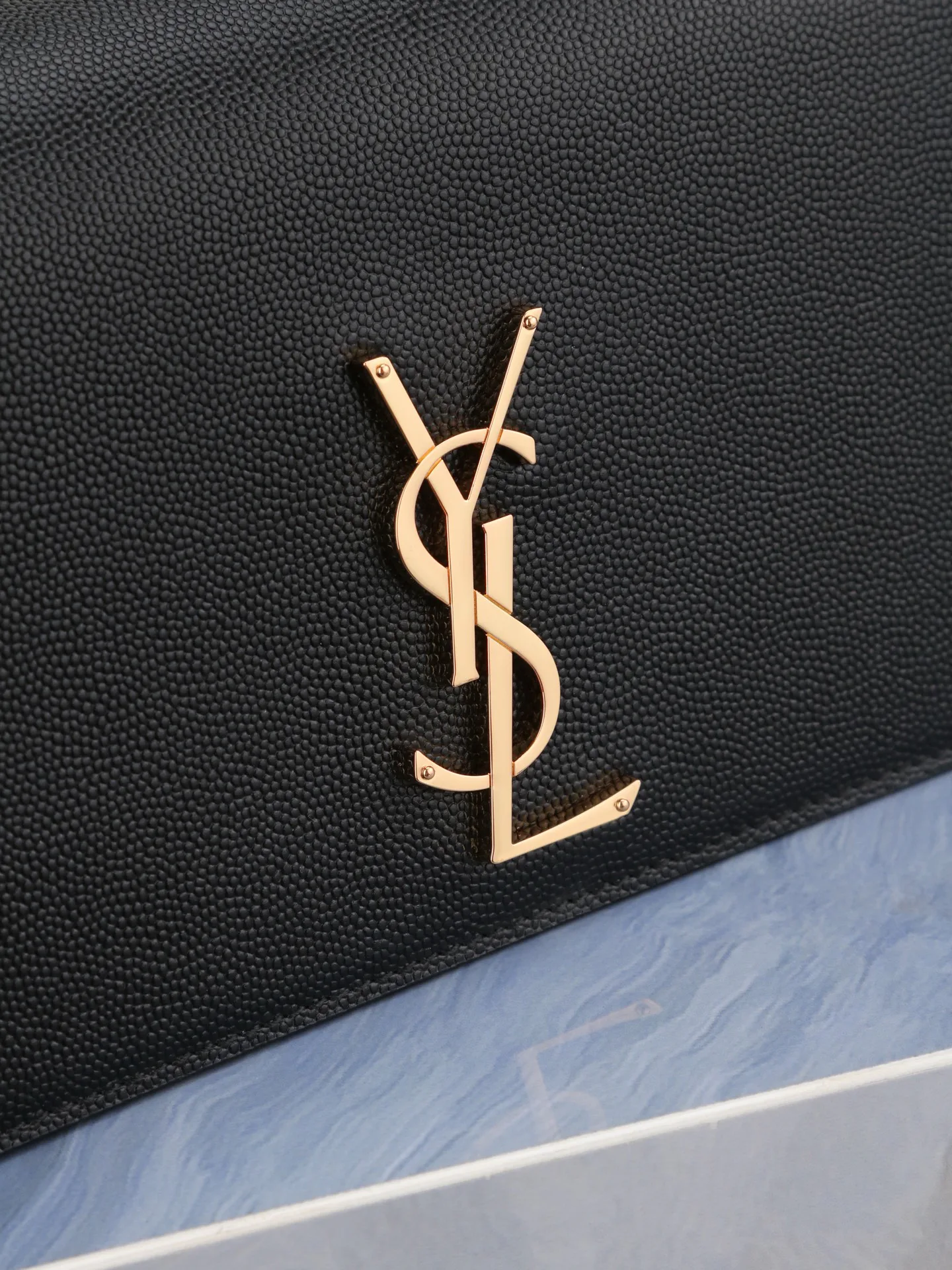 Women's Classic Handbags SAINT LAURENT 18427410