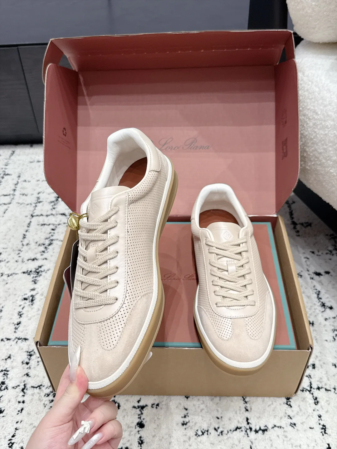 Women's Sneakers LORO PIANA 18133277