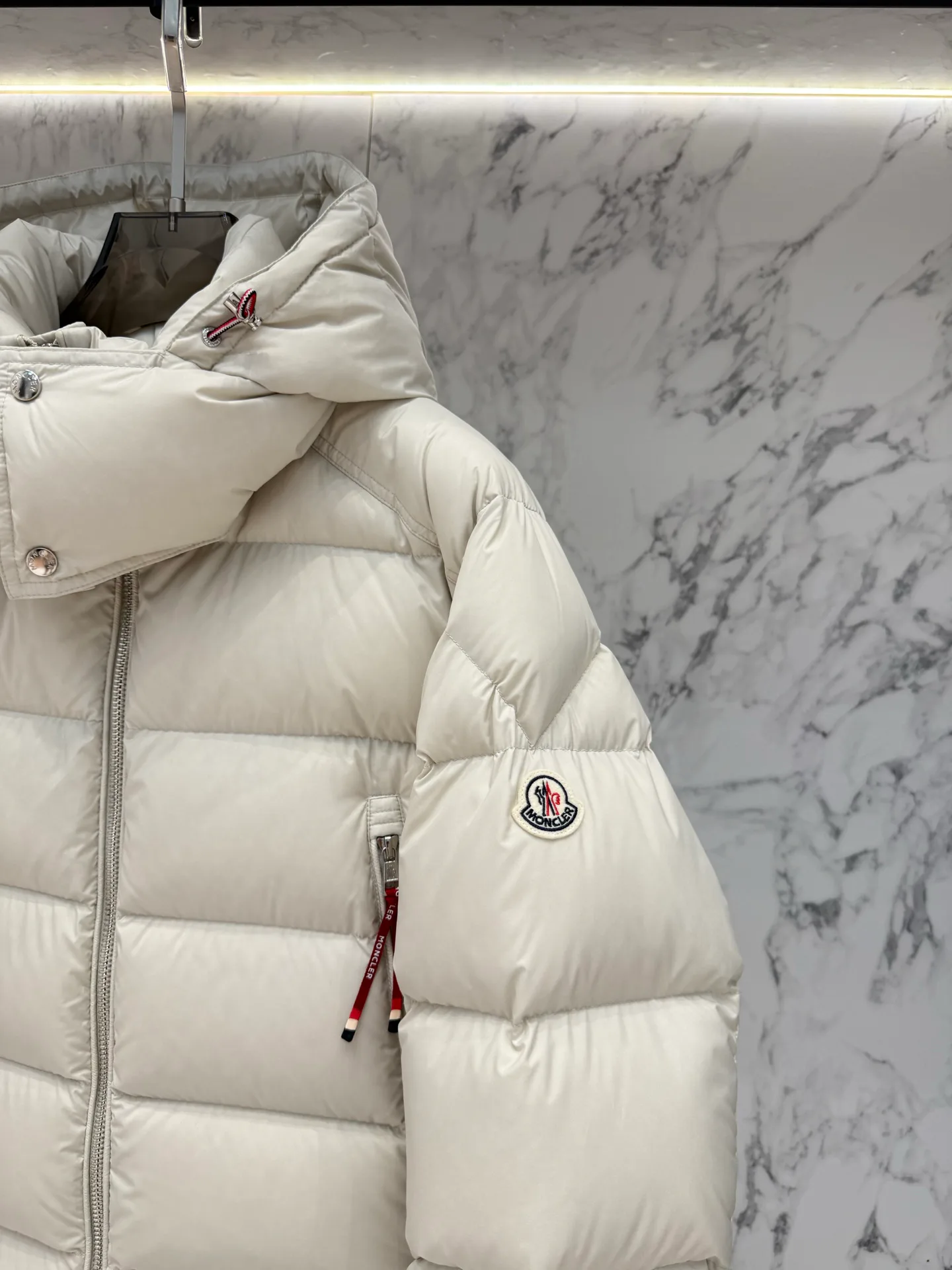 Men's Jackets And Down Jackets MONCLER 18046519