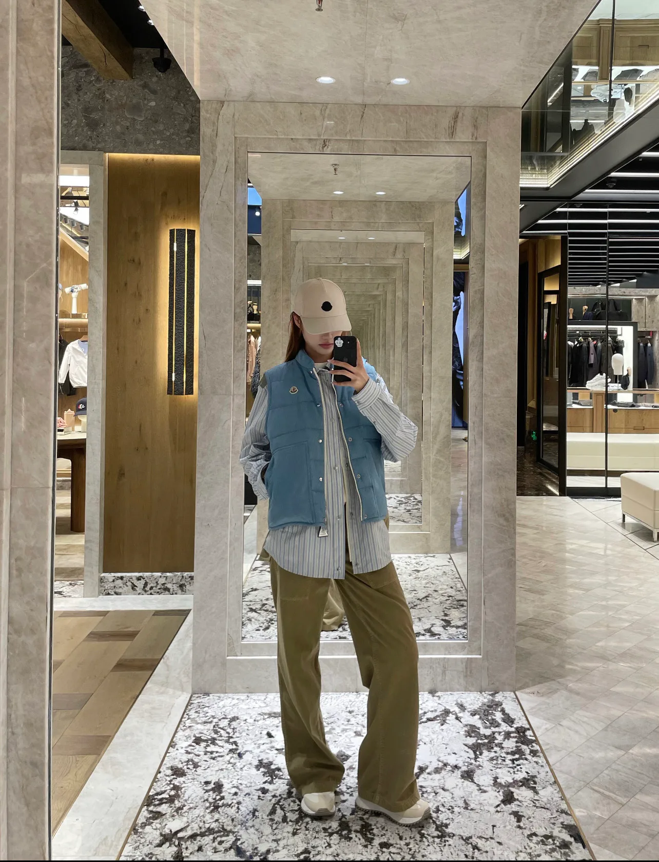 Women's Vests MONCLER 17855816