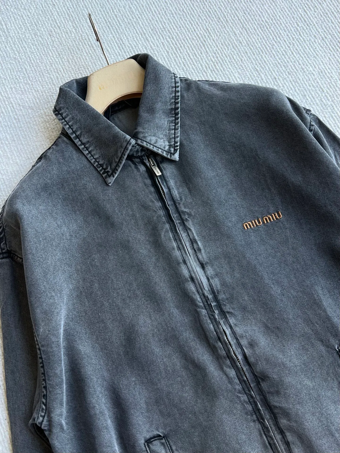 Women's Jackets And Down Jackets MIU MIU 18046823