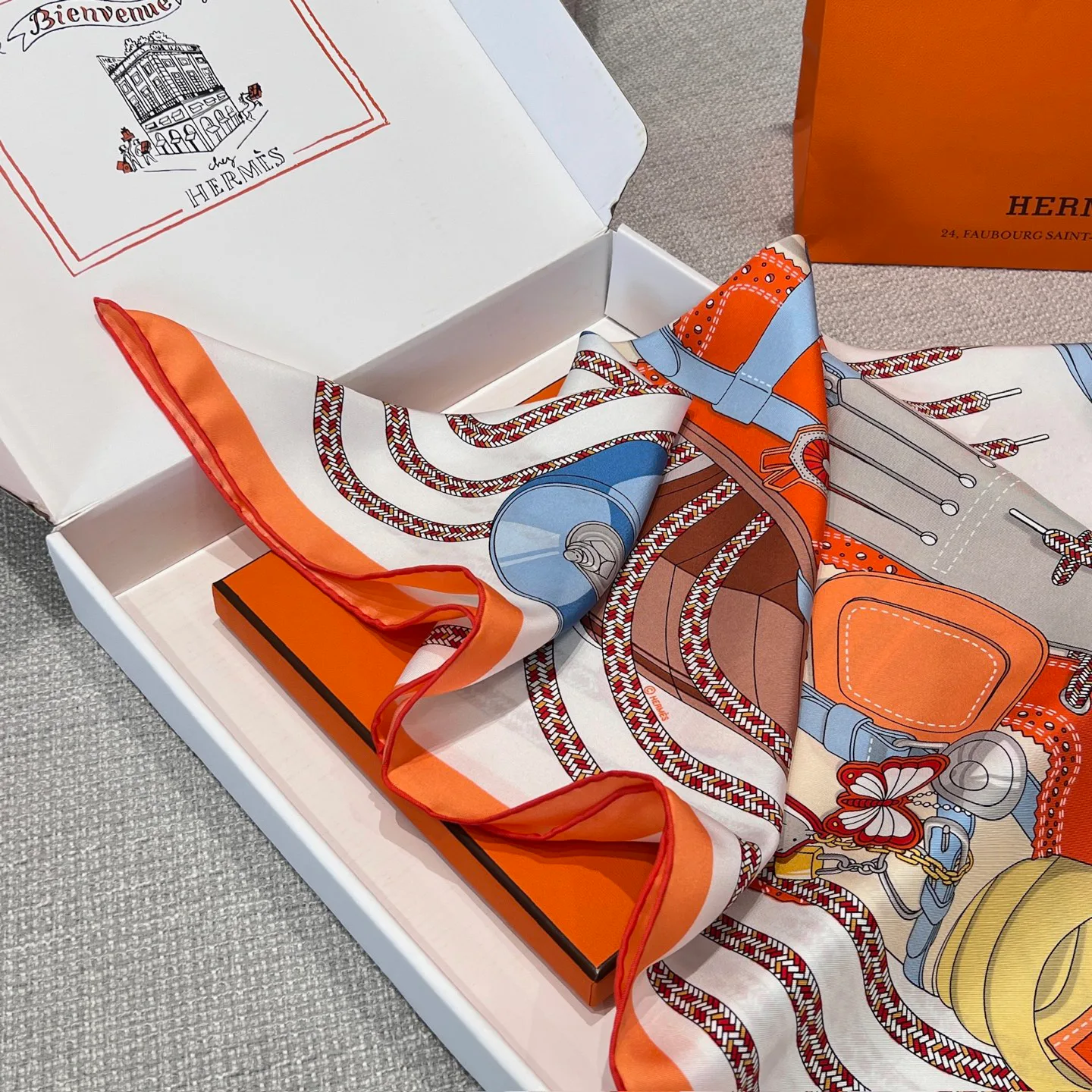Silk Scarves HERMES 17991430