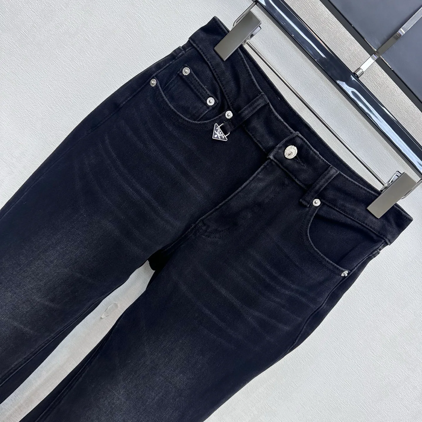 Джинсы Женские Prada 18579404