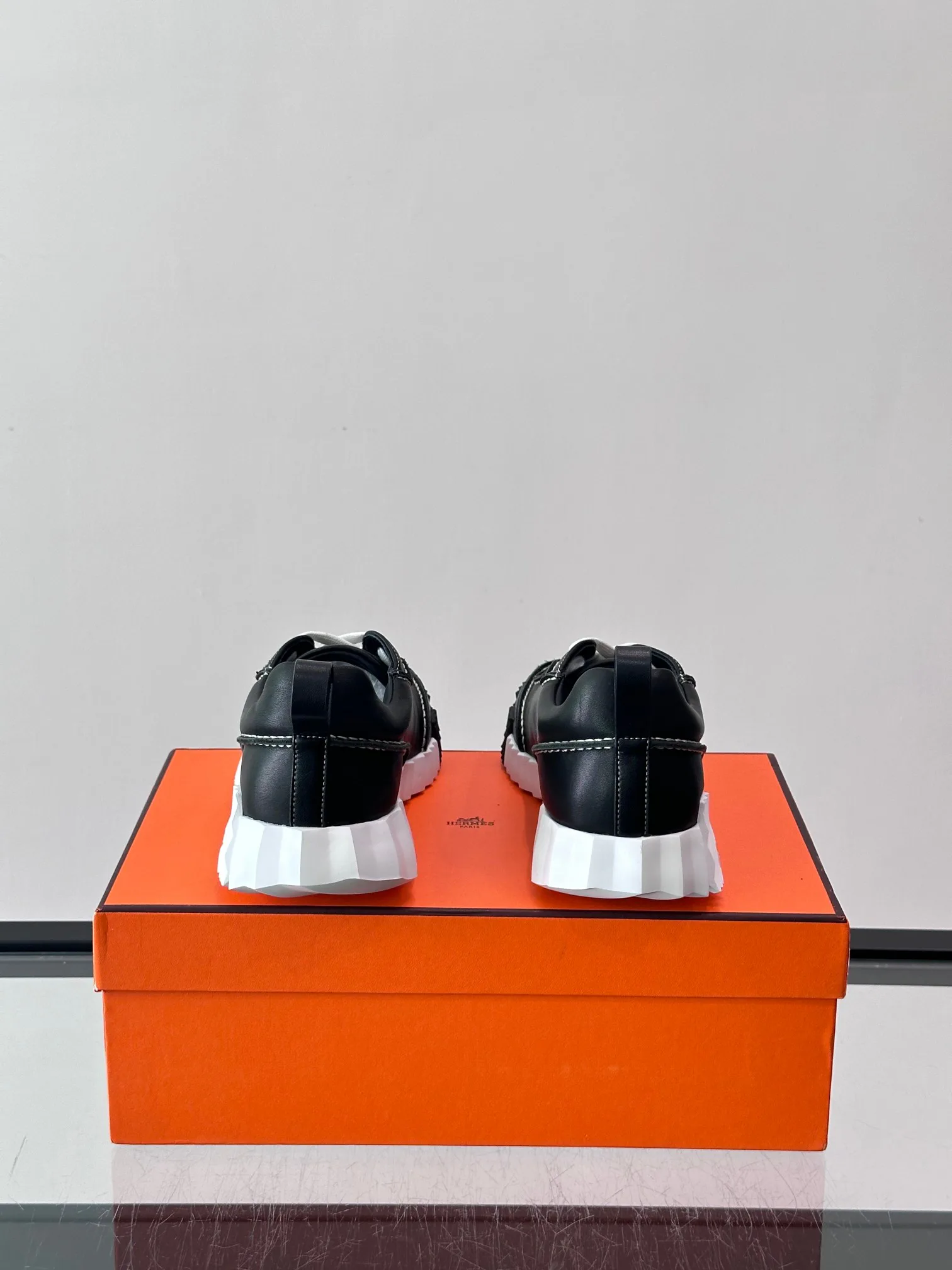 Men's Sneakers HERMES 18516243