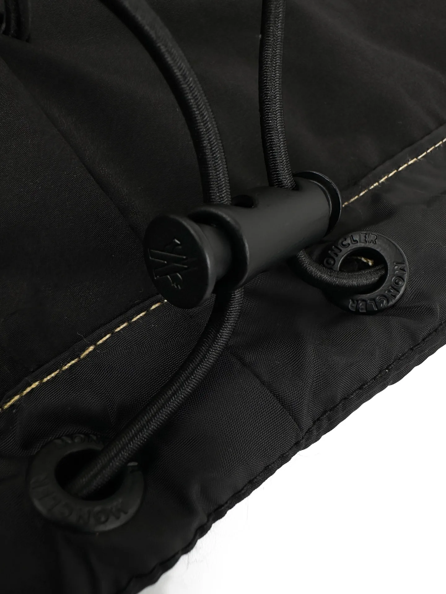 Men's Vests MONCLER 18331130