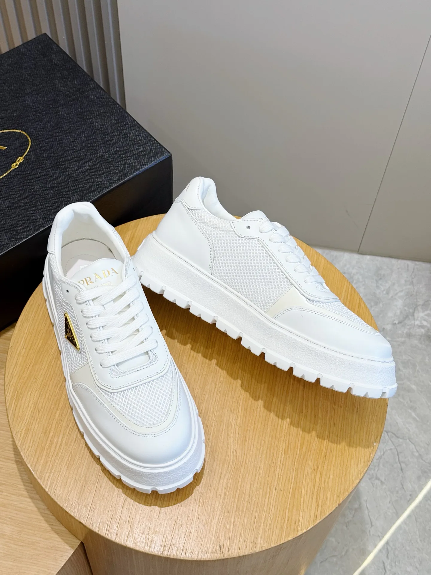 Men's Sneakers PRADA 18101444