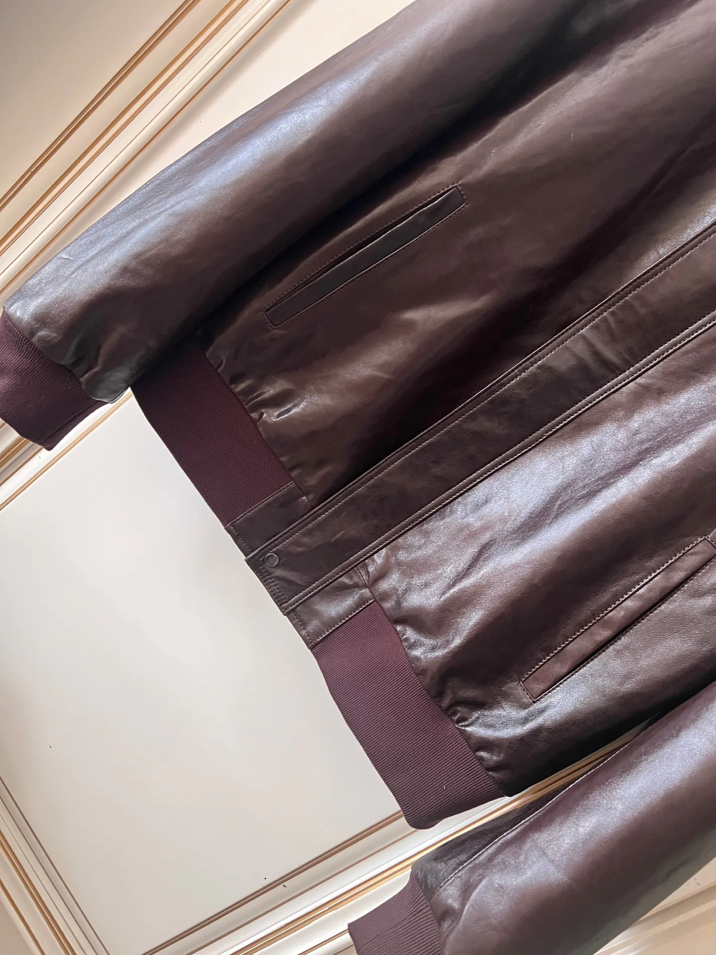 Women's Leather Jackets And Sheepskin Coats PRADA 18409020