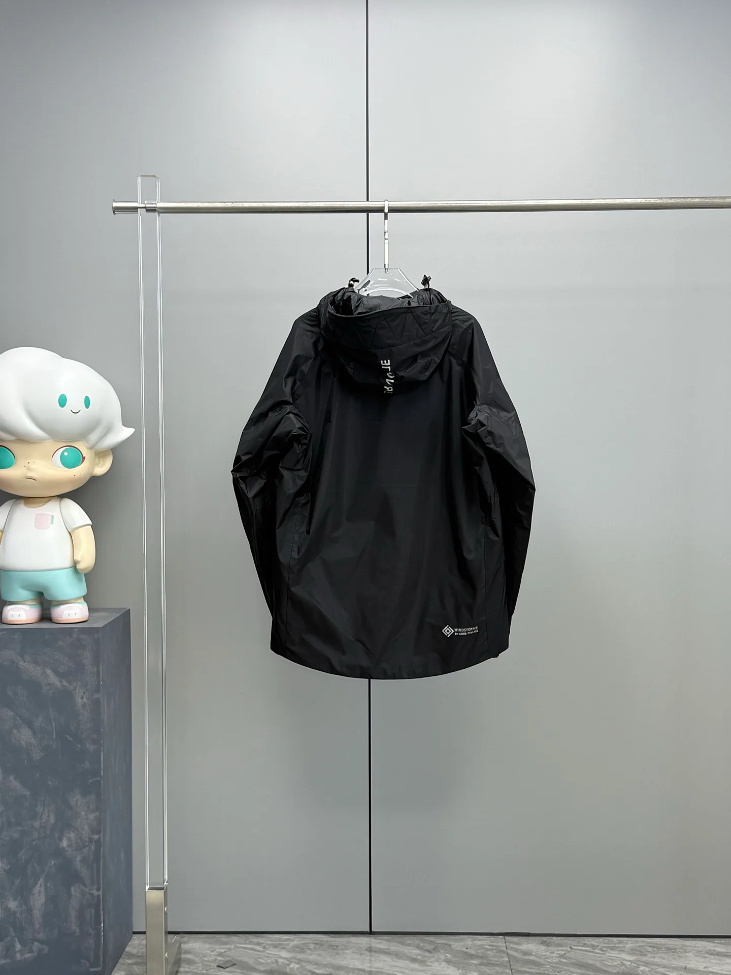 Men's Jackets And Down Jackets MONCLER 18029486