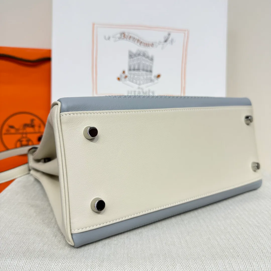 Women's Classic Handbags HERMES 18394578