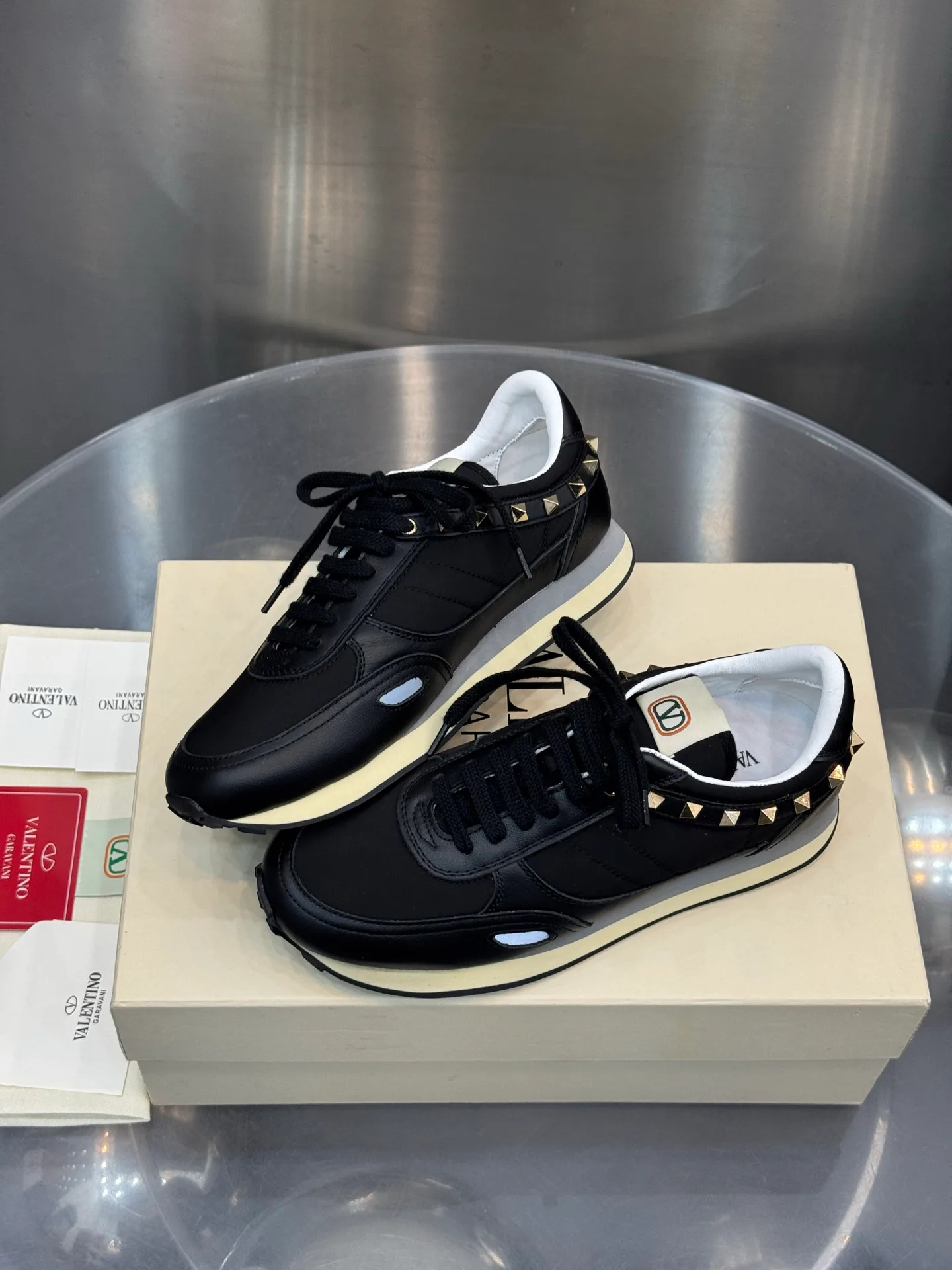 Women's Sneakers VALENTINO 18202513