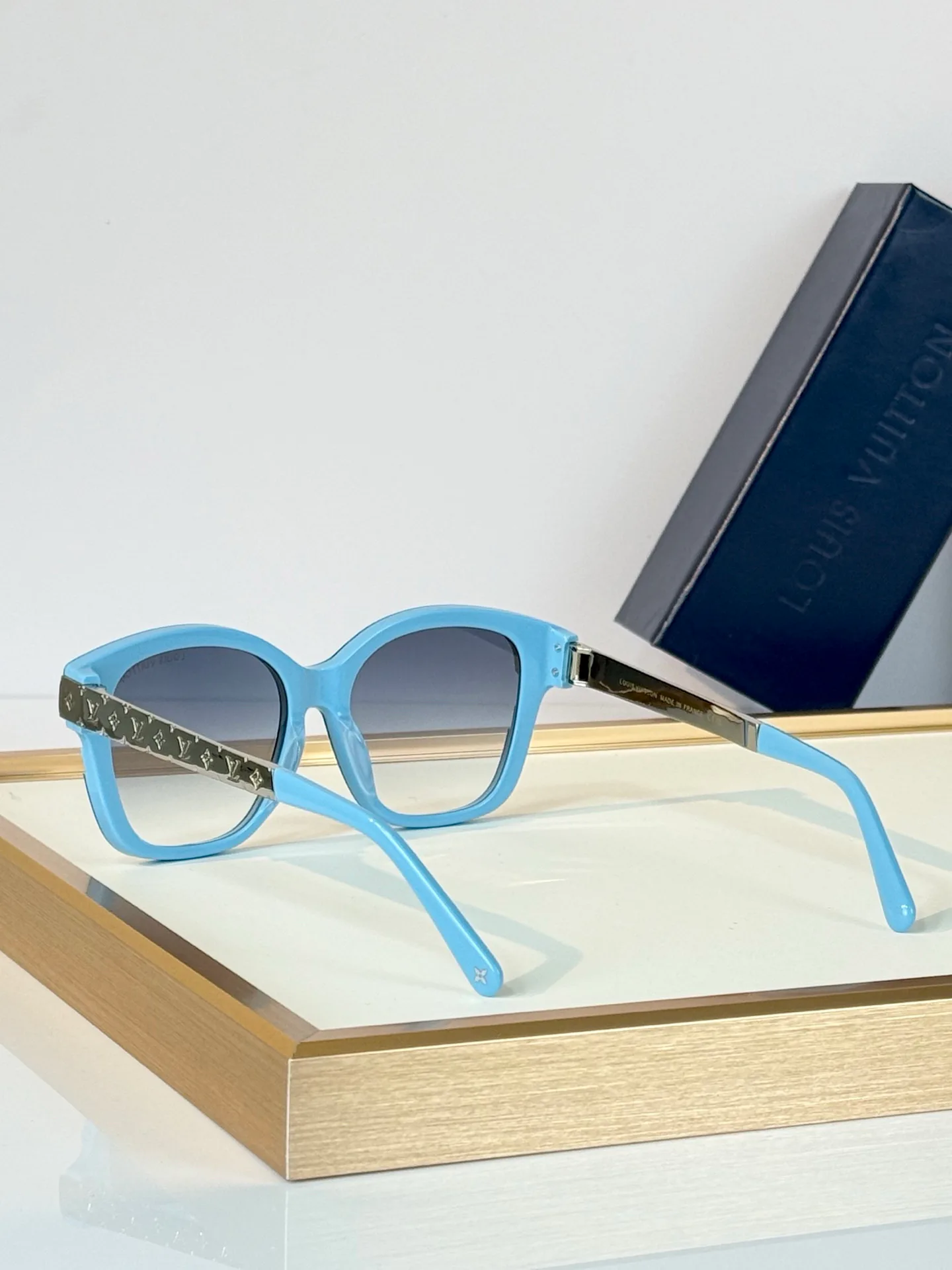 Glasses LOUIS VUITTON 18118323