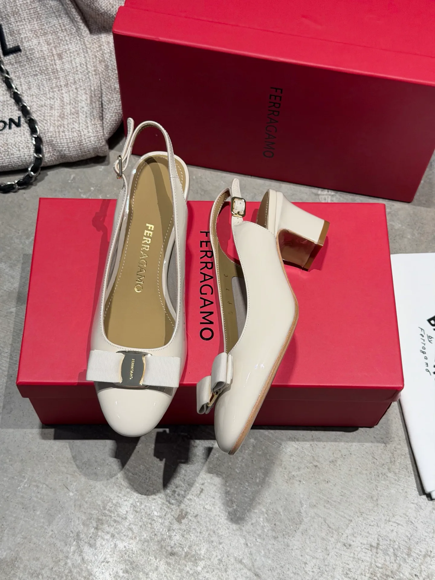 Women's Heels SALVATORE FERRAGAMO 17642597