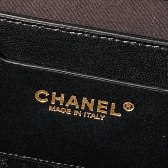 Women's Classic Handbags CHANEL 18207948