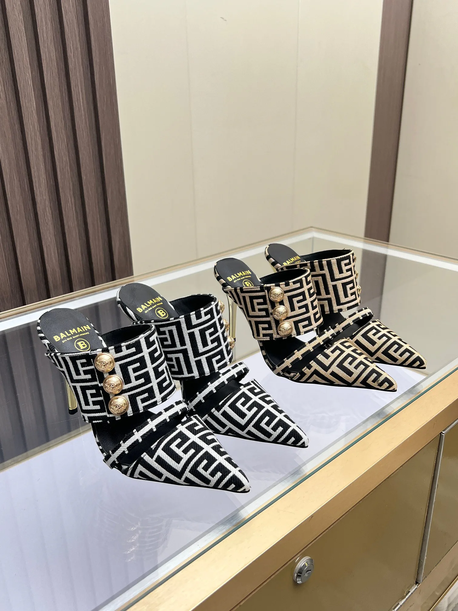 Women's Heels BALMAIN 18104239