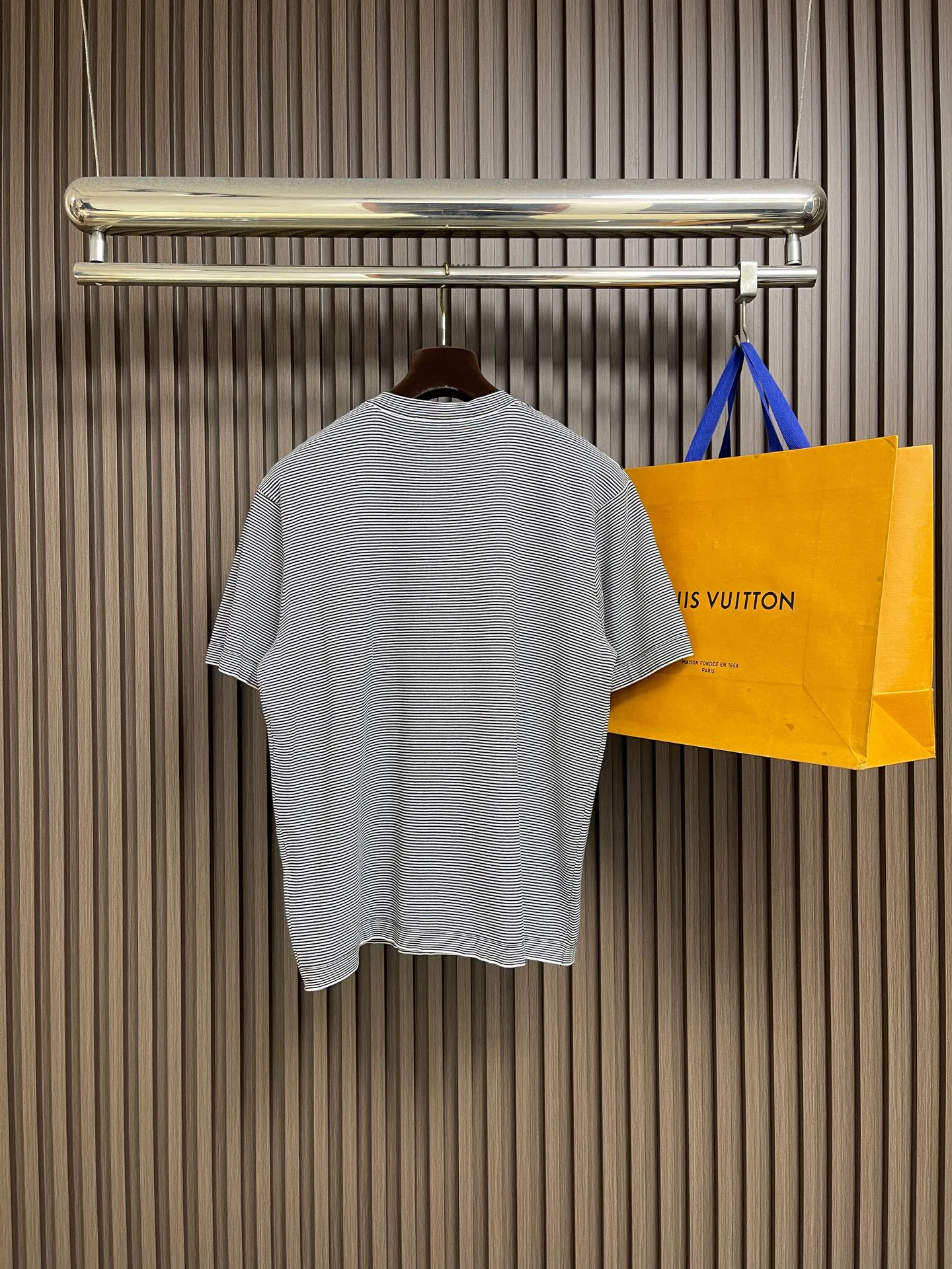 Women's T-Shirts LOUIS VUITTON 18191343