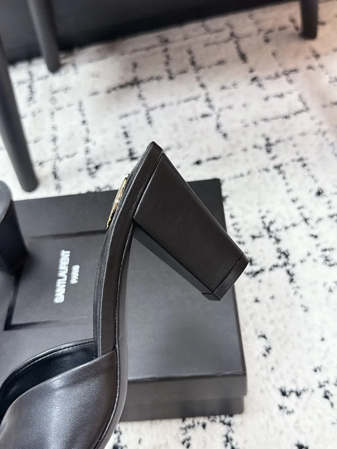 Women's Mules And Clogs SAINT LAURENT 17946662
