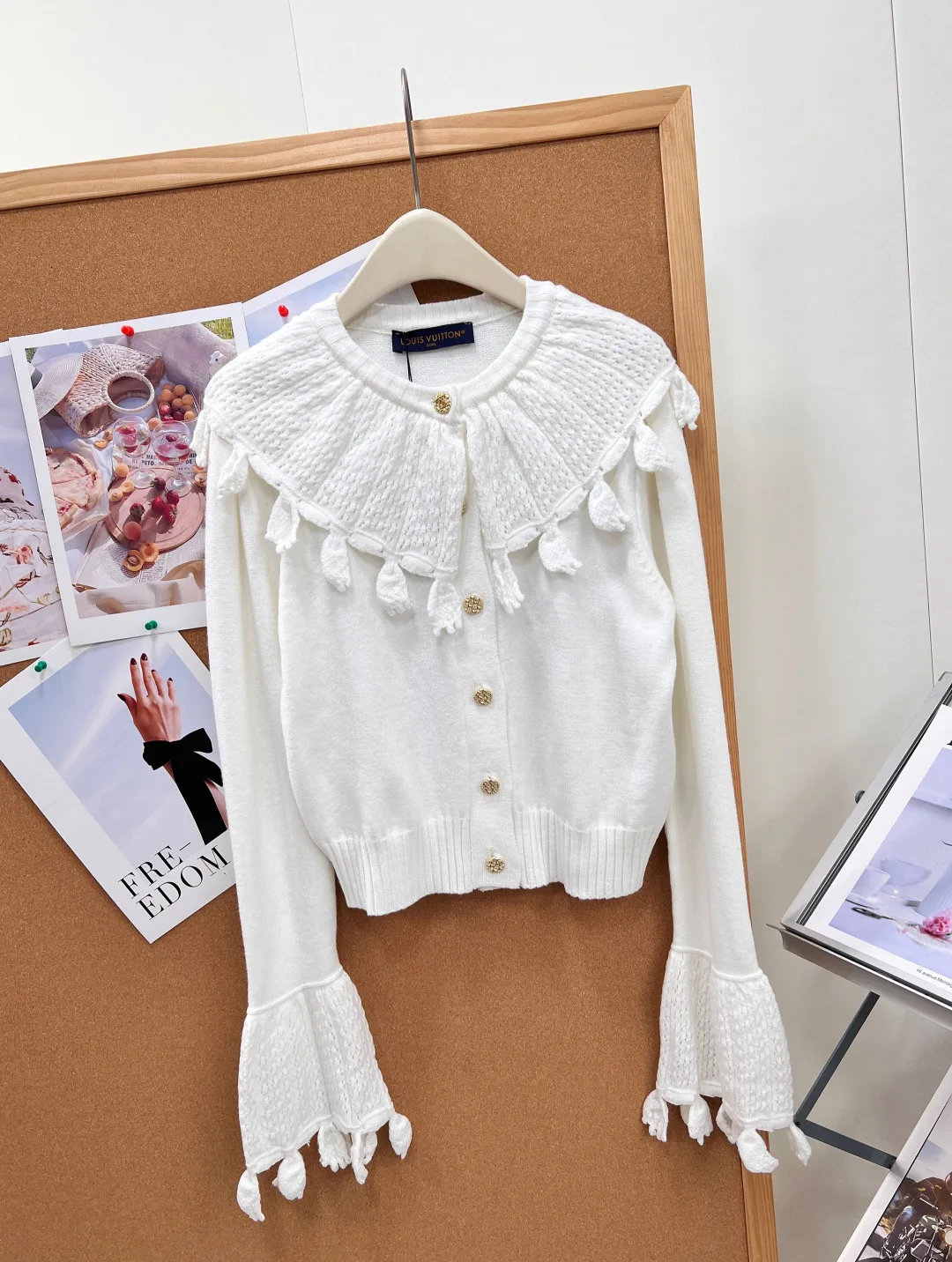 Women's Jumpers And Sweaters LOUIS VUITTON 17850799