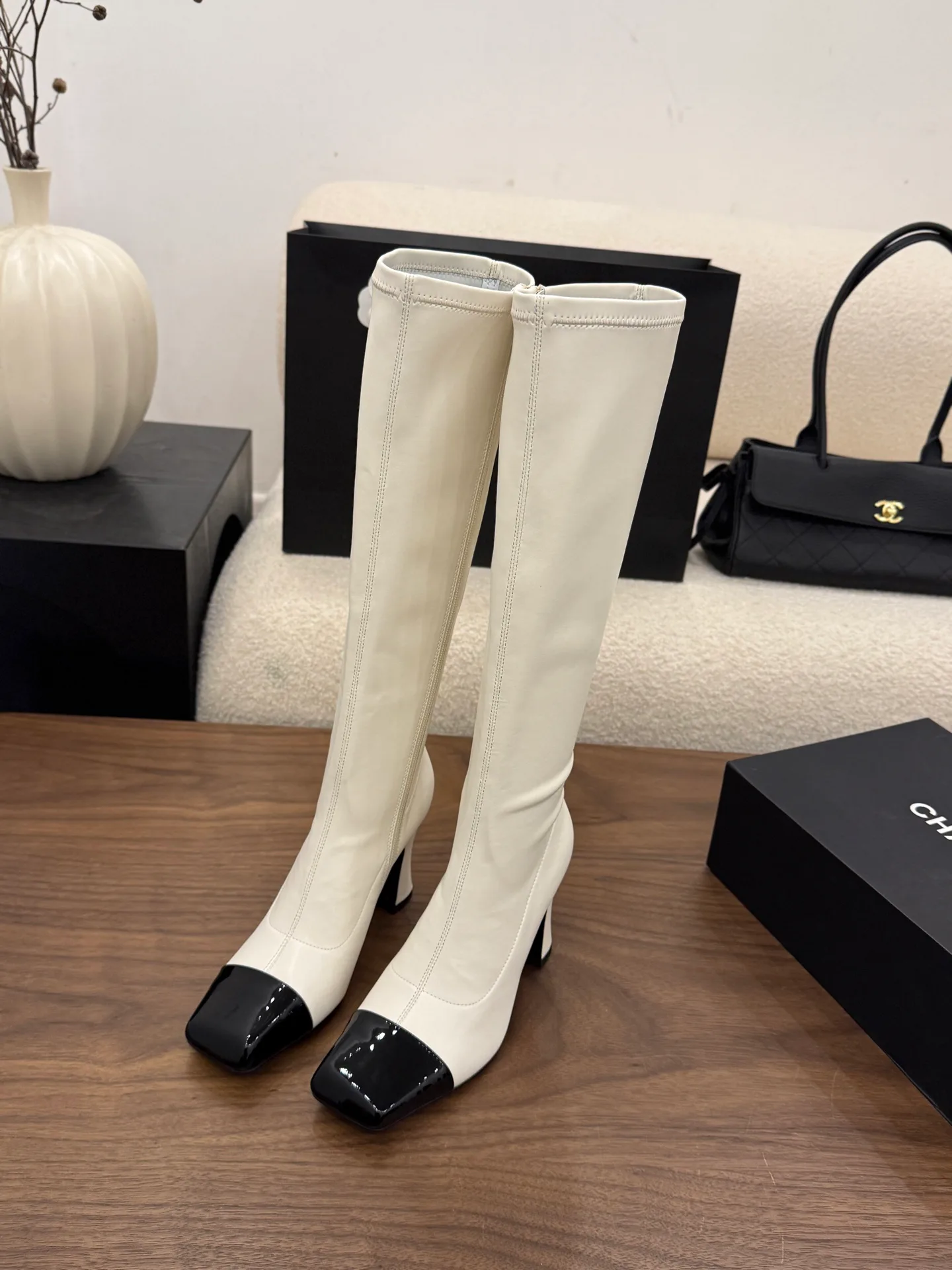 Сапоги Женские Chanel 18628102