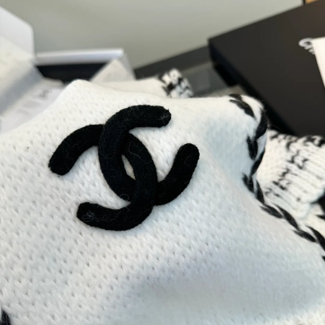 Scarves CHANEL 18275036