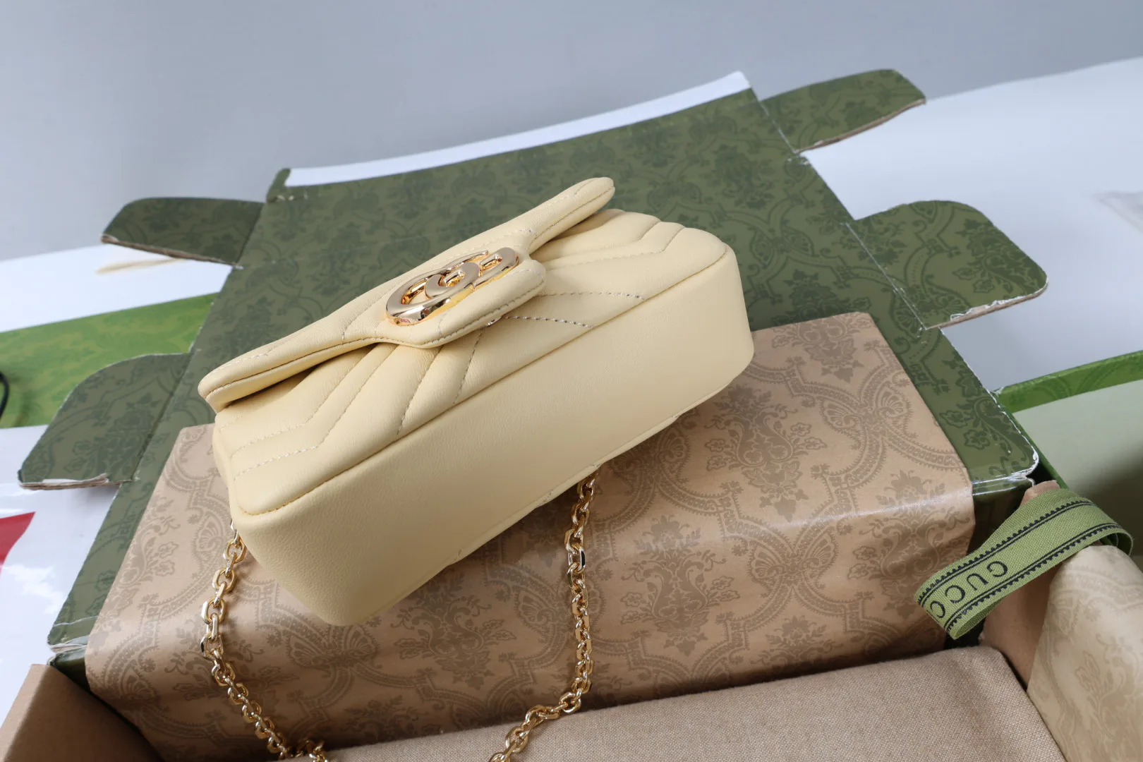 Women's Classic Handbags GUCCI 18005070