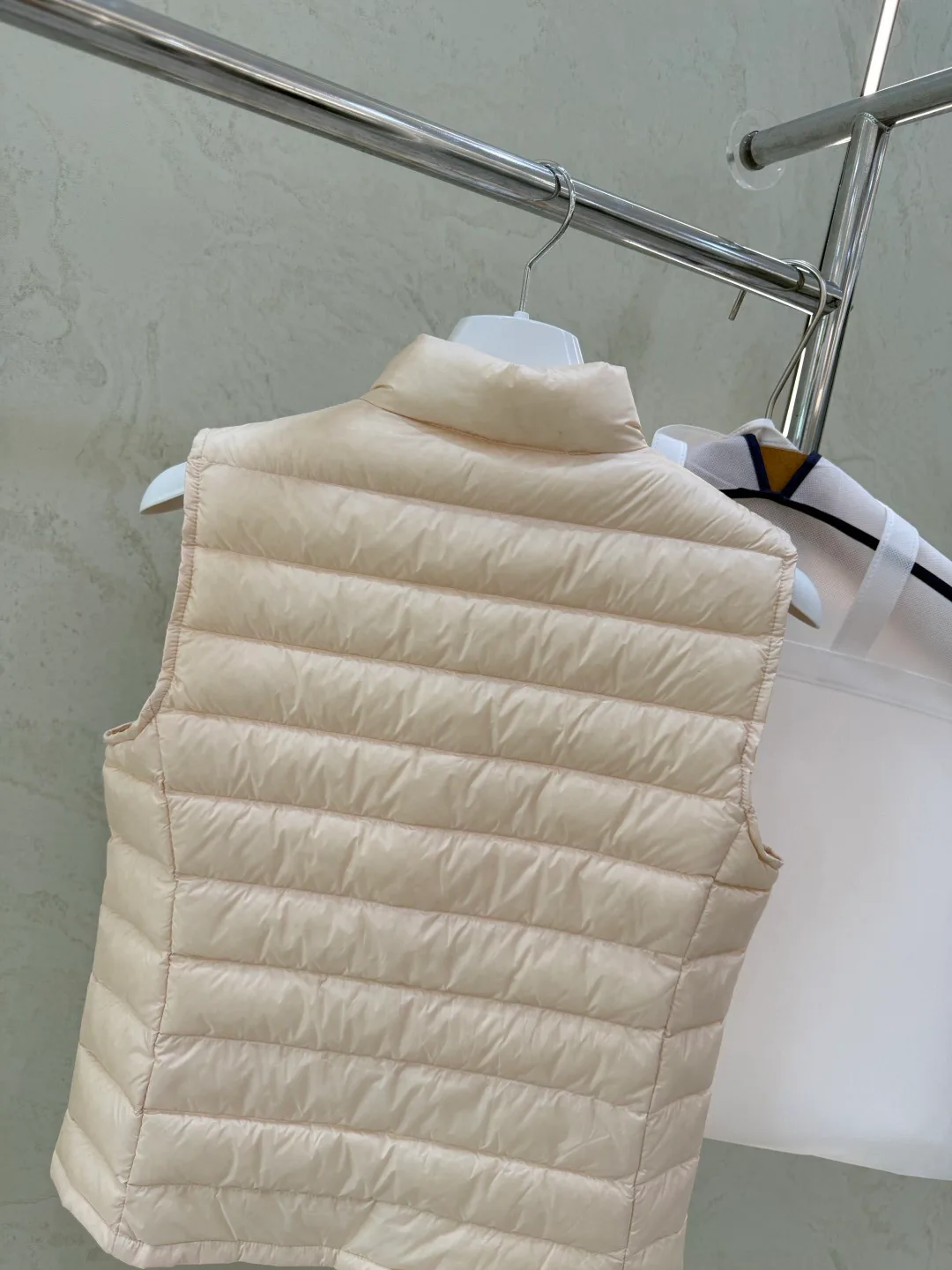 Men's Vests MONCLER 18030016