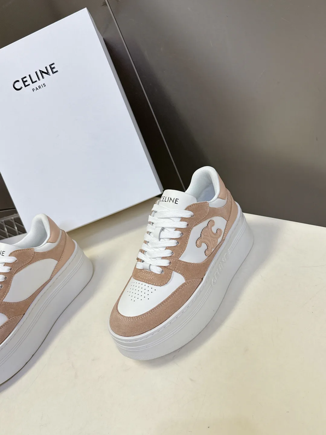 Women's Sneakers CELINE 18006031